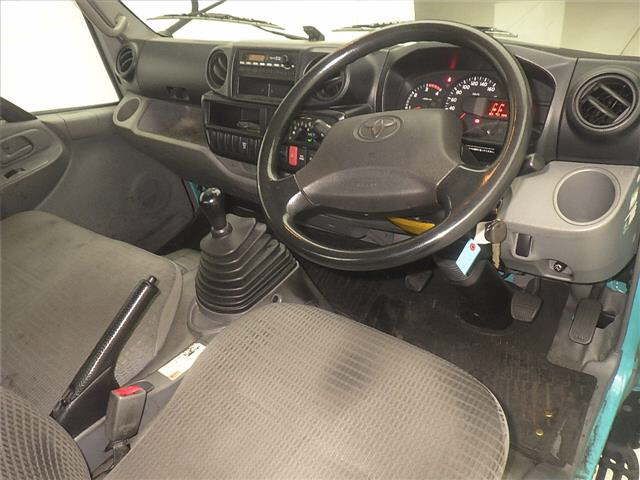 2015 Toyota Dyna 2トン 3ポウビラキ auction photo 3
