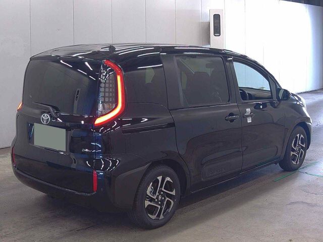 2026 Toyota Sienta ハイブリッドZ auction photo 5