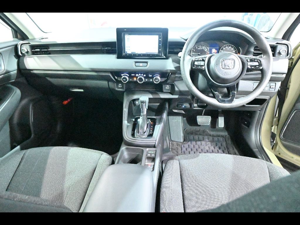 2021 Honda Vezel G auction photo 3