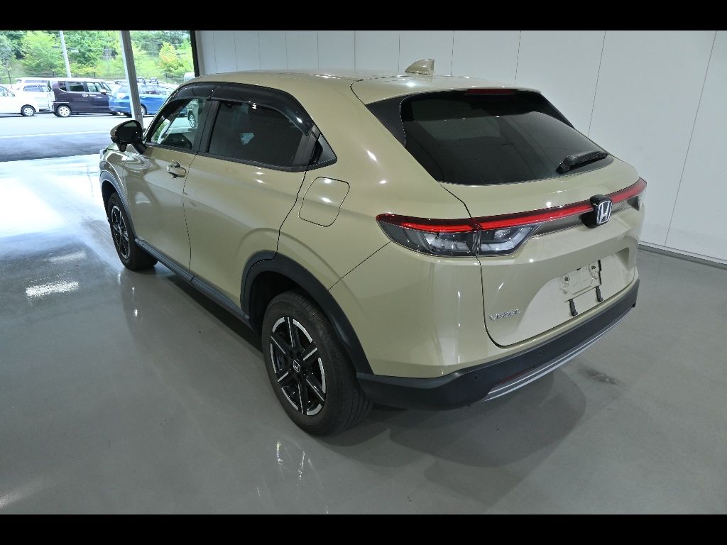 2021 Honda Vezel G auction photo 5