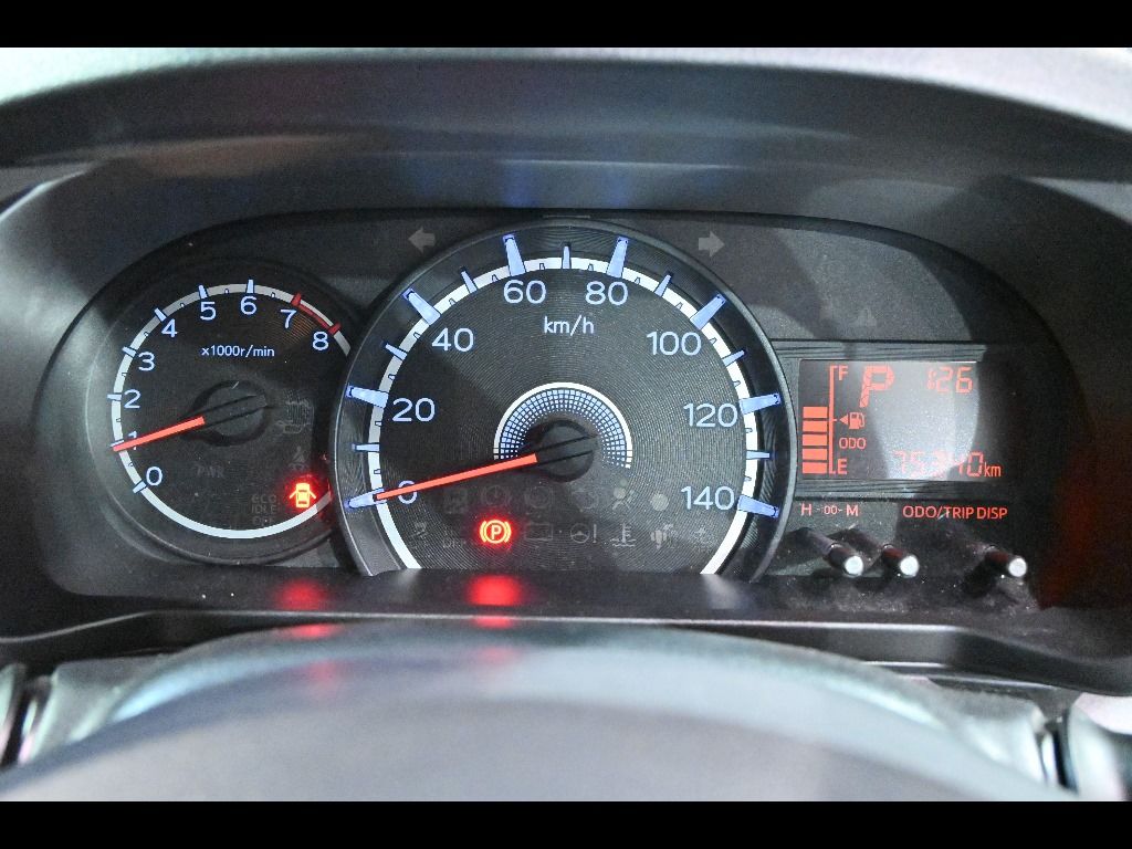 2015 Daihatsu Move 4WD X SA auction photo 8