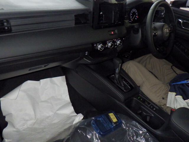 2026 Honda Vezel G 4WD auction photo 3