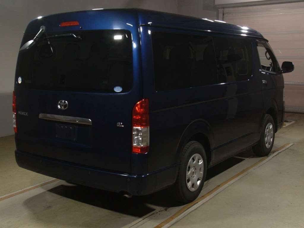 2019 Toyota Hiace GL 4WD auction photo 2