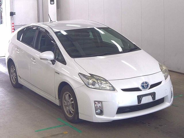 2009 Toyota Prius S Japan auction vehicle