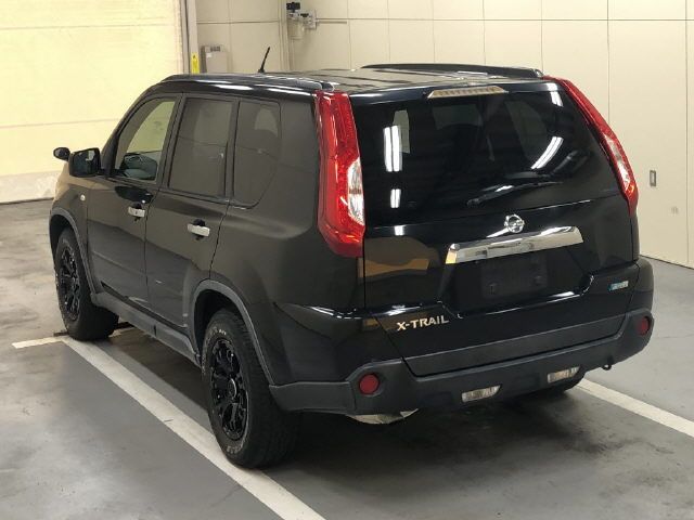 2012 Nissan X-Trail 20GT auction photo 2