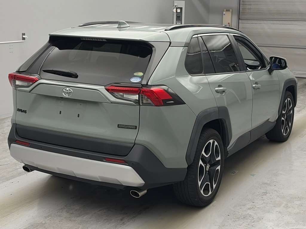 2020 Toyota RAV4 Adventure 4WD auction photo 2