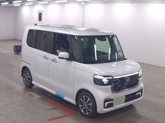 2026 Honda N-BOX Base grade Japan auction vehicle