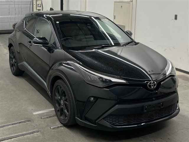 Japan Auction Vehicles 10 2023 Toyota C-HR G-T Mode Nero Safety Plus 3 auction photo