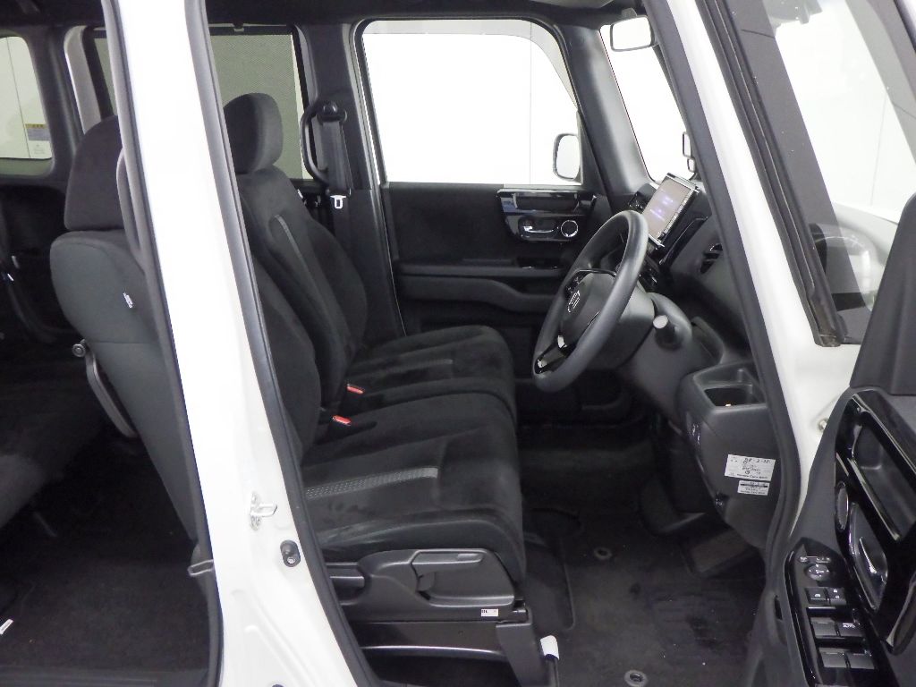 2021 Honda N-BOX カスタムL auction photo 6