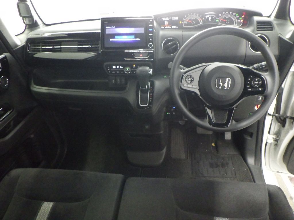 2021 Honda N-BOX カスタムL auction photo 3