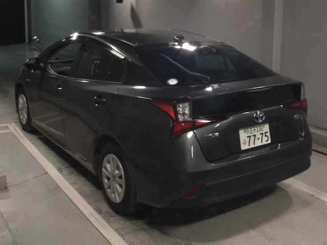 2019 Toyota Prius S auction photo 2
