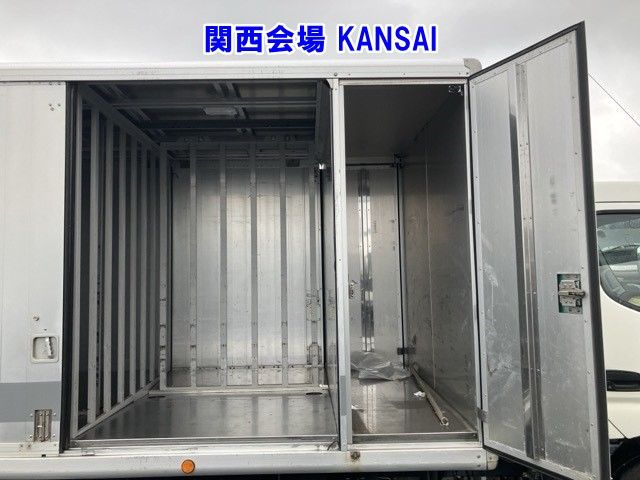 2016 Hino Dutro Bottle Van auction photo 18