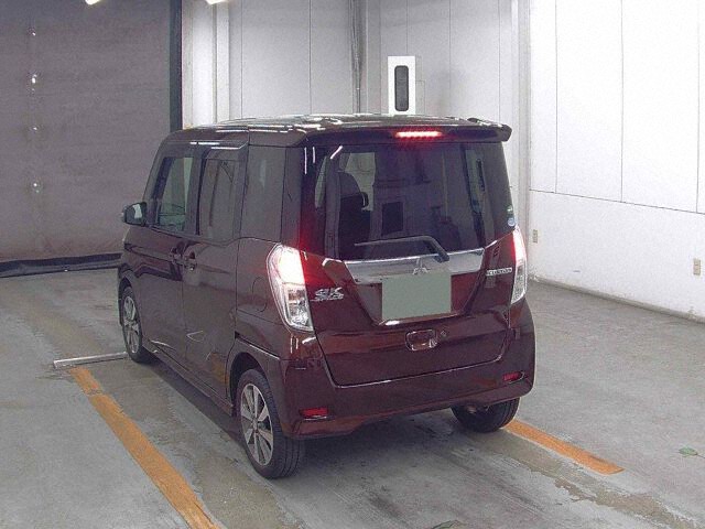 2015 Mitsubishi eK Space Custom T E-Assist auction photo 2