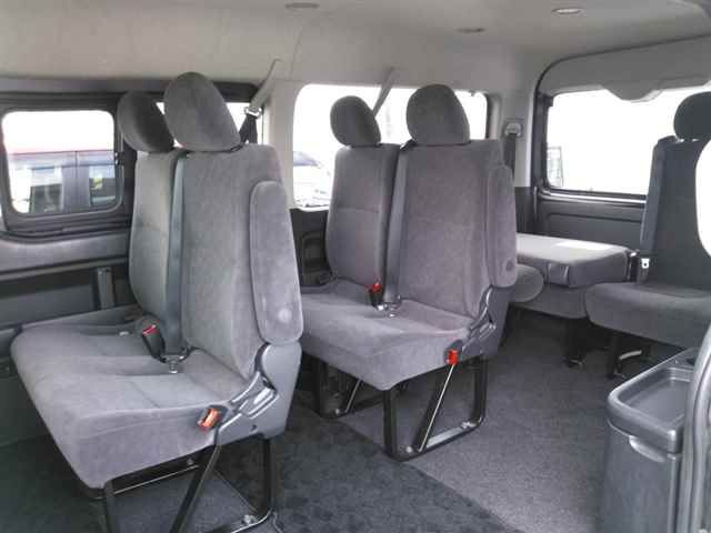 2024 Toyota Hiace GL auction photo 9