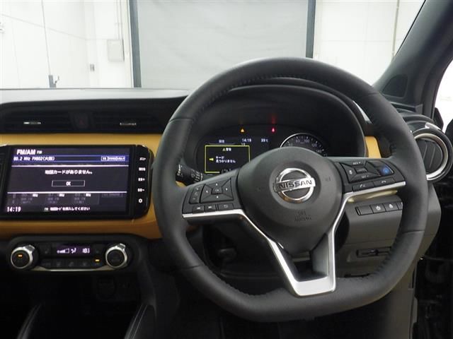 2022 Nissan Kicks X Two-Tone Interior Edition auction photo 5