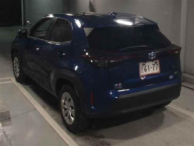 2023 Toyota Yaris Cross ハイブリッドX auction photo 2