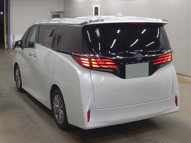 2025 Toyota Alphard Z auction photo 2