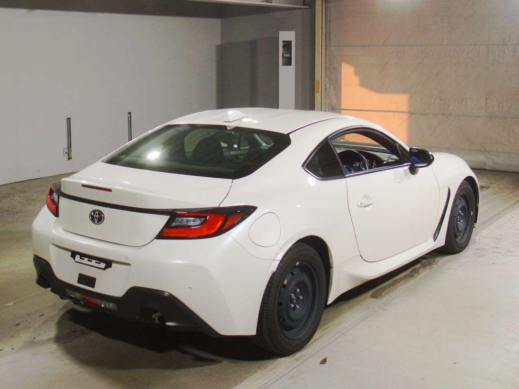 2025 Toyota GR86 RC auction photo 2