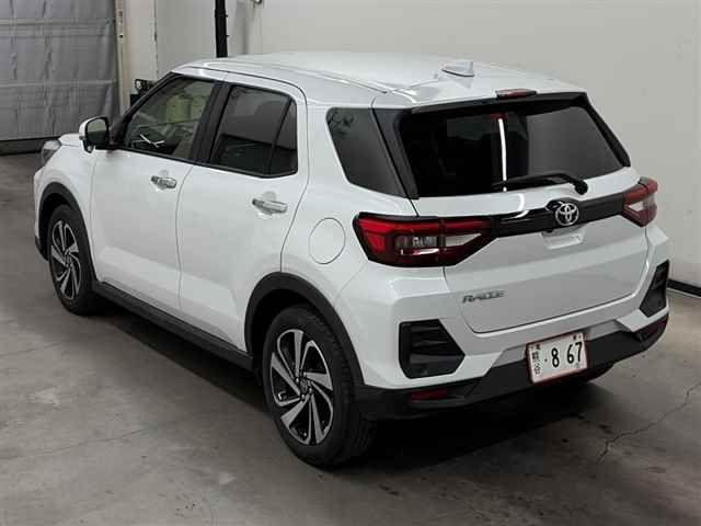 2023 Toyota Raize Z 4WD auction photo 2
