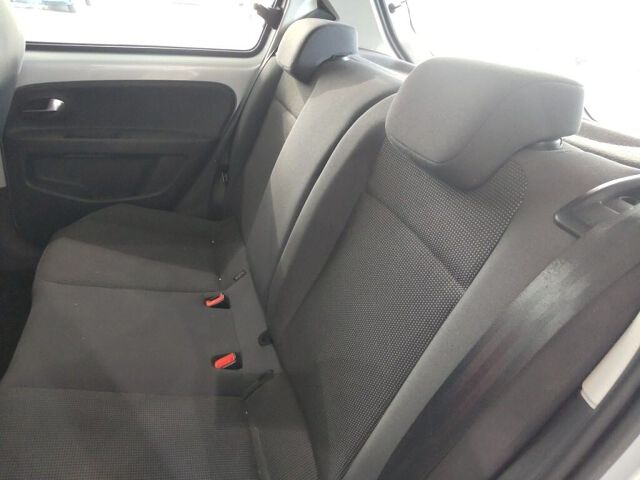 2013 Volkswagen アップ! auction photo 6