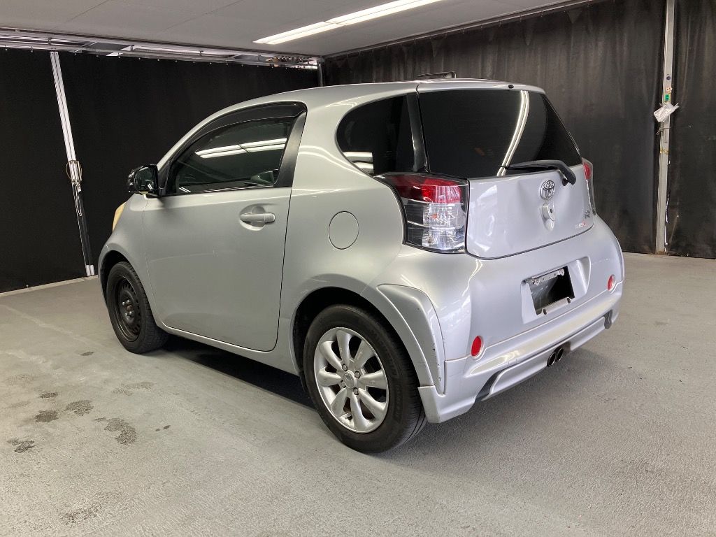 2009 Toyota iQ 100X auction photo 2