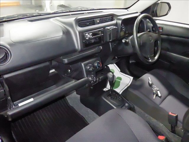 2023 Toyota Probox G auction photo 3