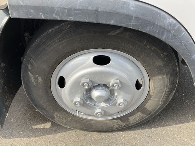 2010 Isuzu Elf ヒラ.クレーン4ダン IC-T auction photo 9