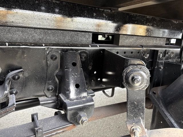 2010 Isuzu Elf ヒラ.クレーン4ダン IC-T auction photo 17