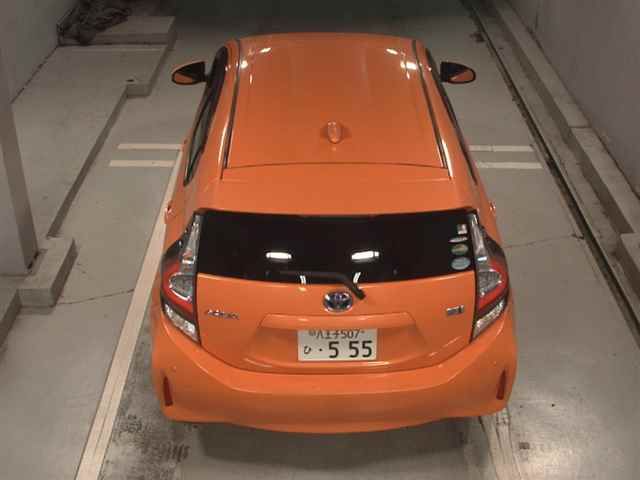2019 Toyota Aqua G Soft Leather Selection auction photo 7