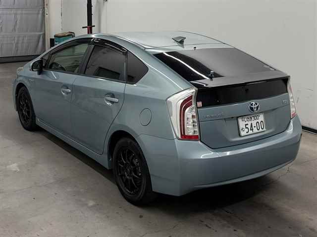 2014 Toyota Prius S auction photo 2