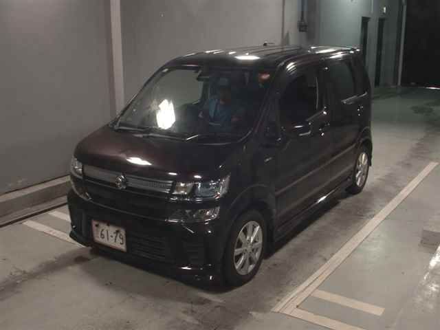 2019 Suzuki Wagon R ハイブリッドFZ auction photo 4