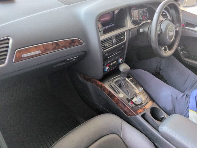 2012 Audi A4オールロードクワトロ Base grade 4WD auction photo 3