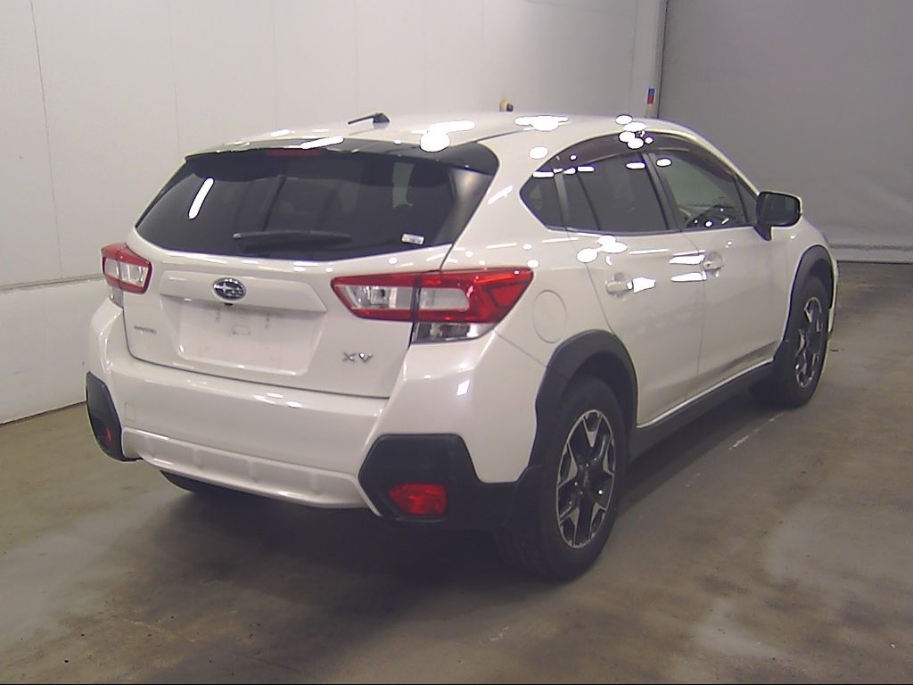 2017 Subaru XV 2.0i-L EyeSight auction photo 2