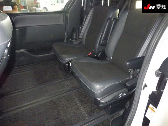 2020 Toyota Noah Si WxB2 auction photo 4
