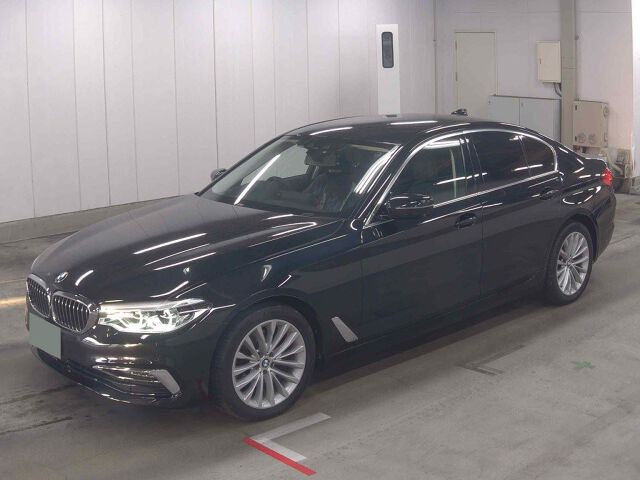 2019 BMW 5 Series 523Dラグジュアリー auction photo 4