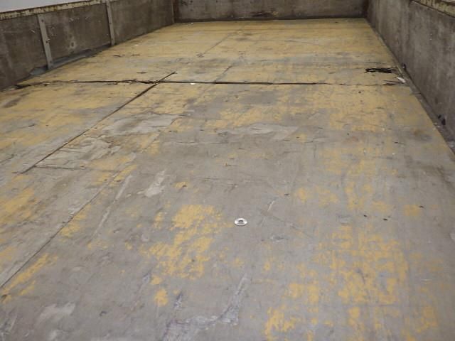 2017 Mitsubishi Fuso Canter Flatbed auction photo 4