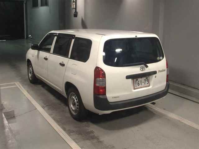 2017 Toyota Probox DXコンフォート auction photo 2
