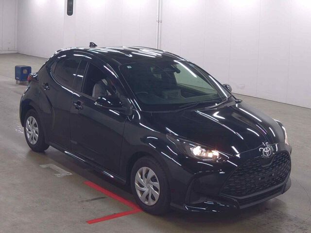 Japan Auction Vehicles 8 2025 Toyota Yaris X auction photo