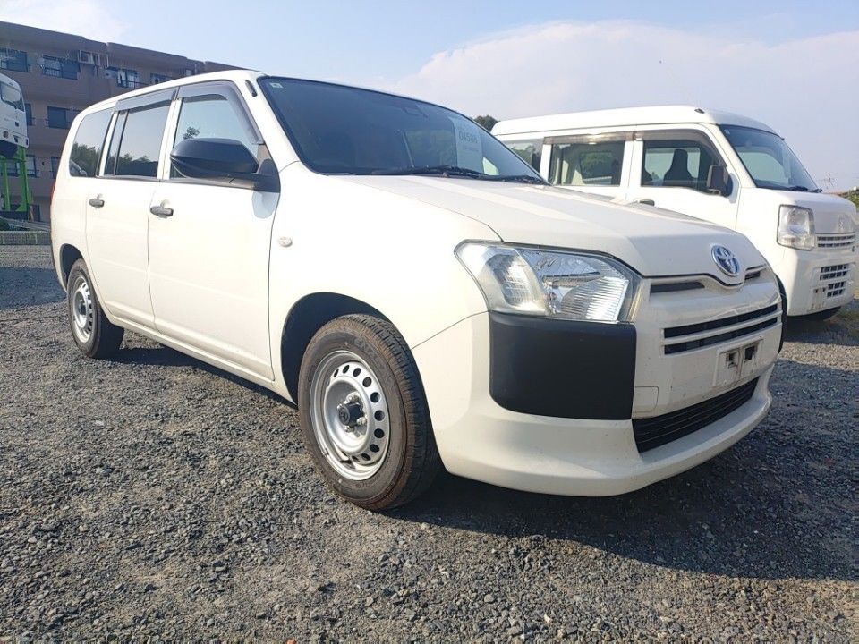 2022 Toyota Probox auction photo 4