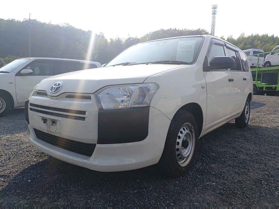 2022 Toyota Probox Japan auction vehicle