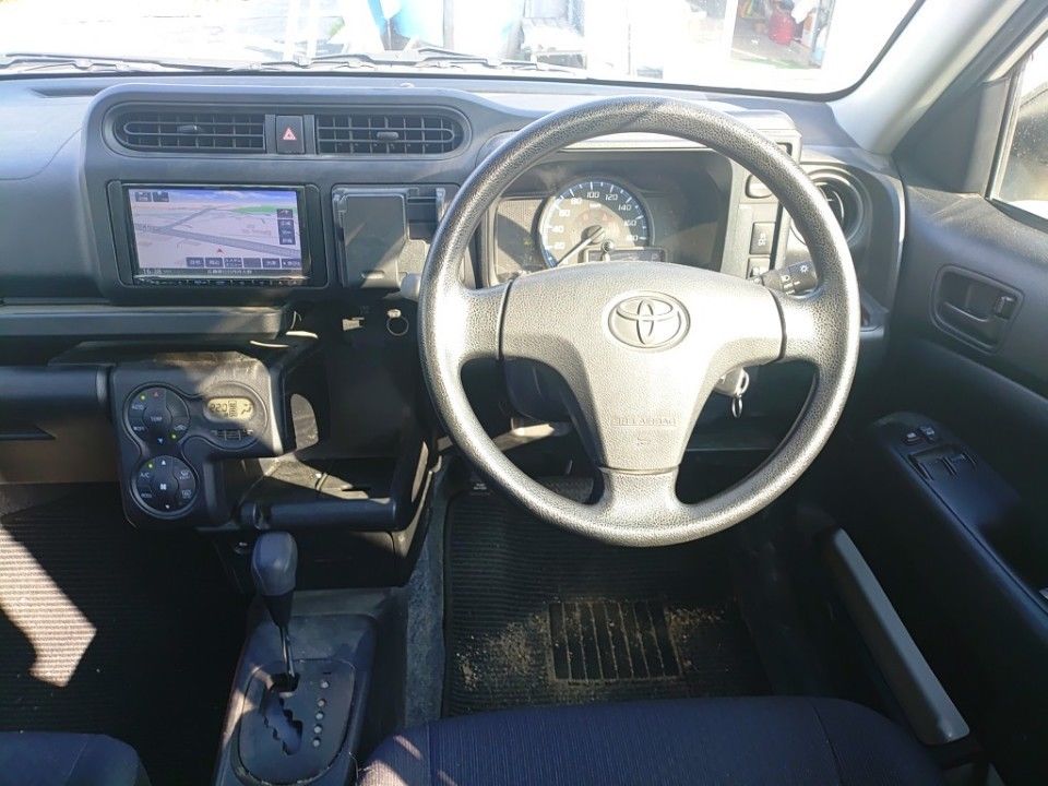 2022 Toyota Probox auction photo 3