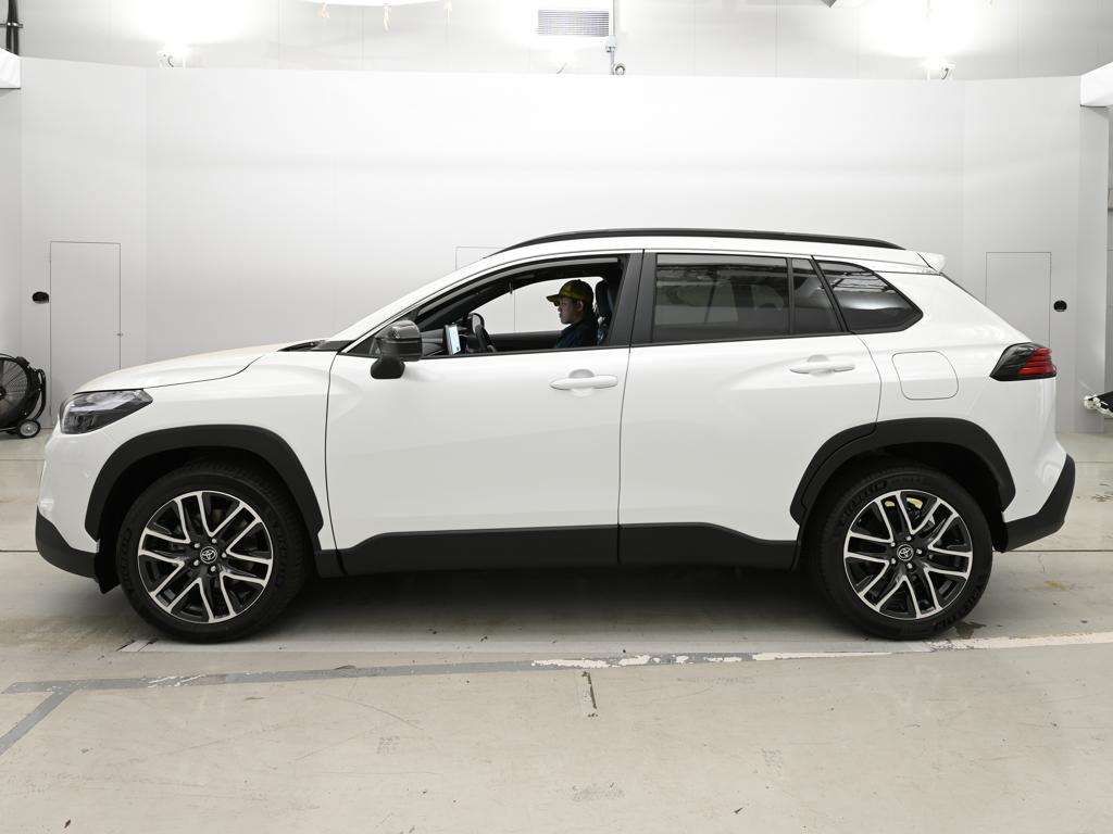 2026 Toyota Corolla Cross Hybrid Z auction photo 4