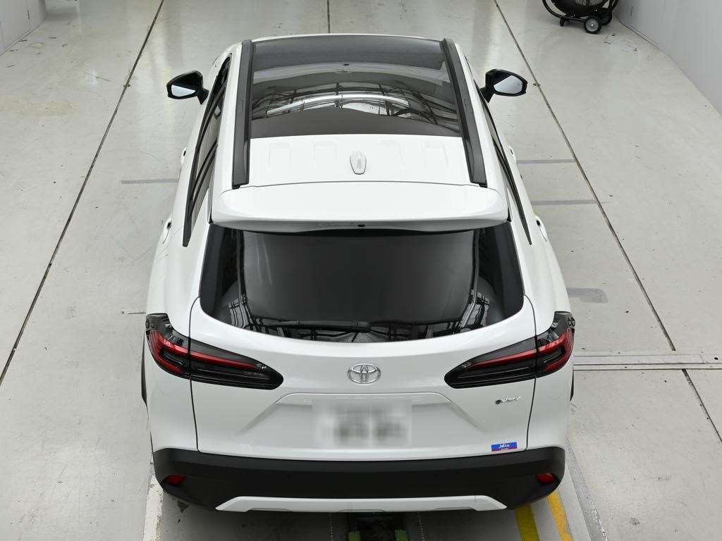2026 Toyota Corolla Cross Hybrid Z auction photo 8