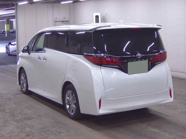 2025 Toyota Alphard Z auction photo 2
