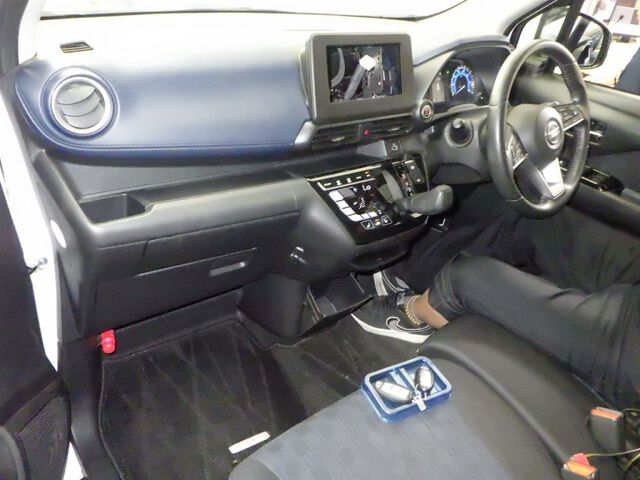 2022 Nissan Dayz HスタXアバクロプロ auction photo 3