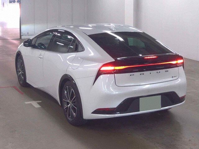 2025 Toyota Prius Z auction photo 2