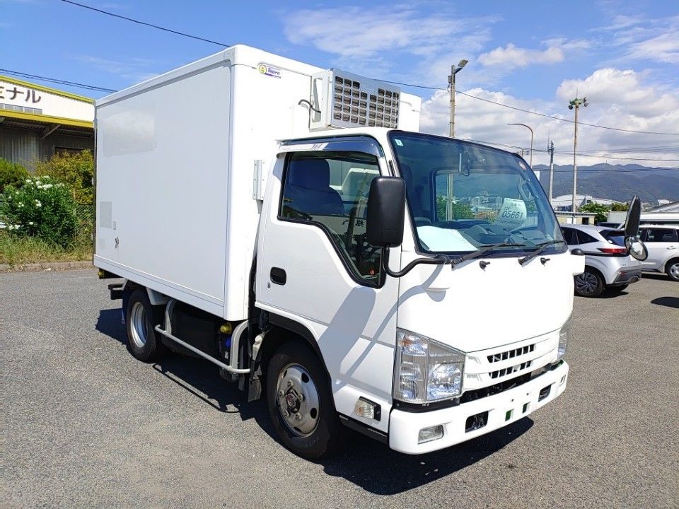 2020 Isuzu Elf auction photo 4
