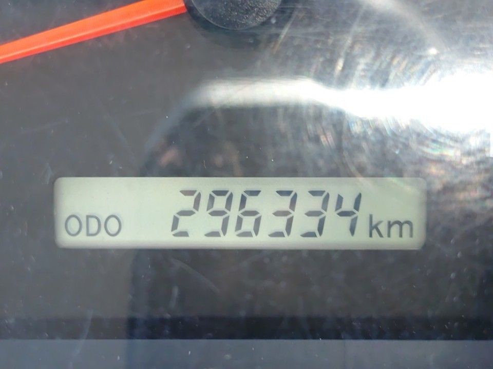 2020 Isuzu Elf auction photo 10