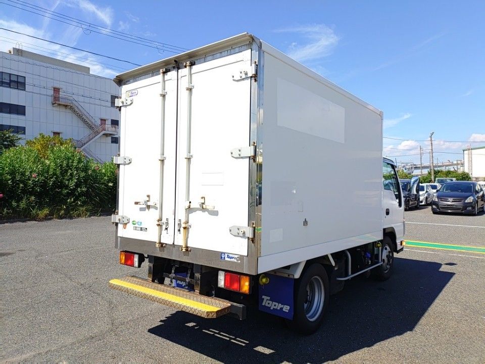 2020 Isuzu Elf auction photo 2