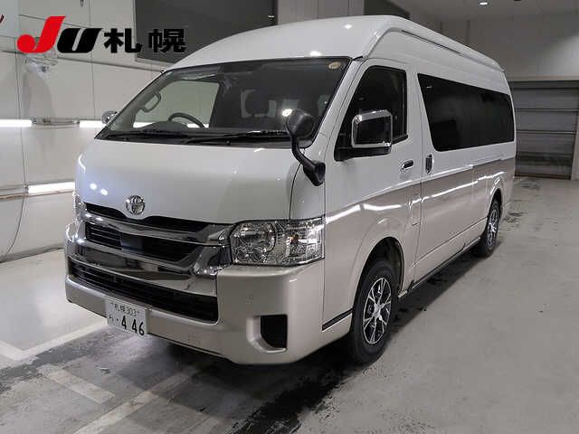 2025 Toyota Hiace 4WD Grand Cabin Japan auction vehicle